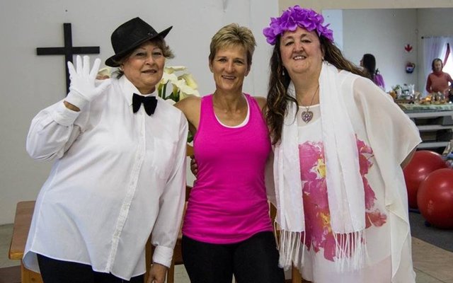 Gansbaai omGee hou Damestee 3